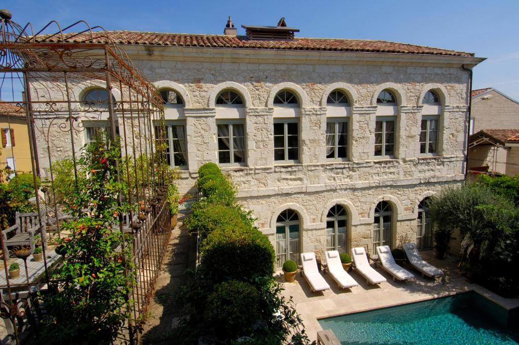 Relais Et Chateaux Michel Trama Puymirol Buitenkant foto
